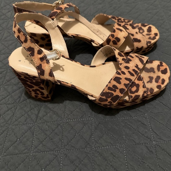 Animals print thick heals - Picture 2 of 3